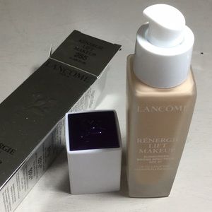 Lancôme Renergie lift foundation.
